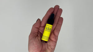 VÄN Wildcrafted Botanical Serum